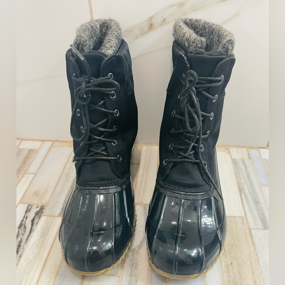JustFab Black Winter & Rain Duck Boots size 9 - Picture 16 of 16